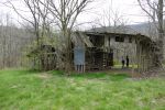 PICTURES/Pigeon Mountain - Wildflowers in The Pocket/t_Old Barn1.JPG